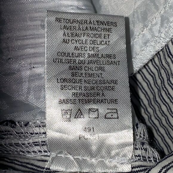 Calvin Klein Pinstripe Seersucker Short Shorts Size 2 - Picture 8 of 9